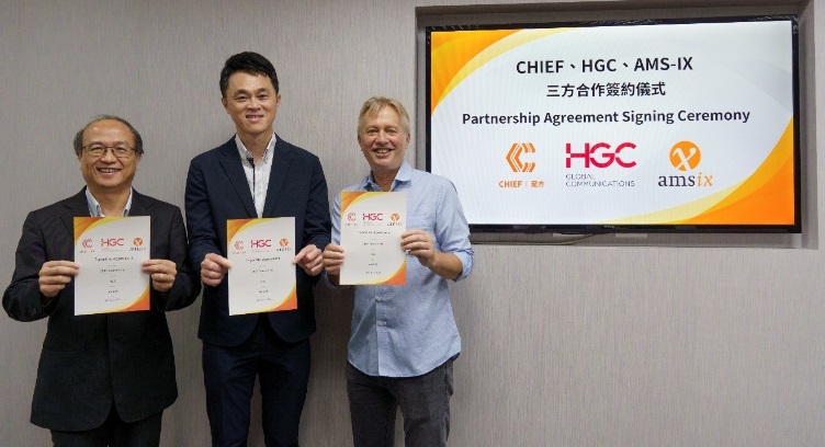 From Left to Right: Johnny Liu, President of Chief Telecom; Daniel Wang, Assistant Vice President, Taiwan, International Business of HGC; Onno Bos, International Partnership Director of AMS-IX