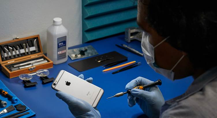 Apple Expands iPhone Repair Services in the US and Globally